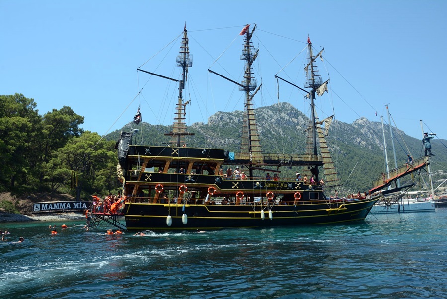 Marmaris Pirate Ship Boat Trip